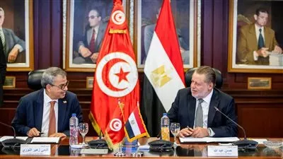 البنك المركزي المصري يوقع مذكرة تفاهم مع نظيره التونسي