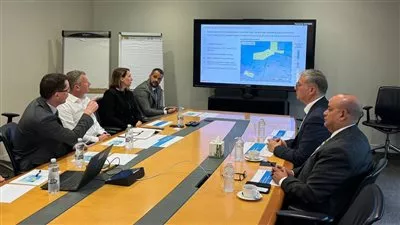 وزير البترول يناقش مع اكسون موبيل تكثيف جهود البحث عن الغاز الطبيعي