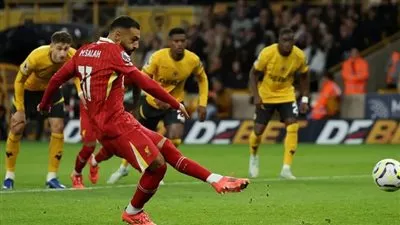 ليفربول يؤمن صدارة الدوري الإنجليزي بالفوز على كريستال بالاس