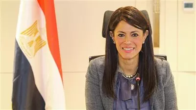 إطلاق دليل الحلول والممارسات الناجحة للاستثمار بمجال الطاقة المتجددة