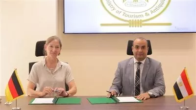 المجلس الأعلى للآثار يوقع مذكرة تفاهم لإعادة اكتشاف المخطوطات والبرديات بالمتاحف