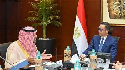 وزير الاستثمار يبحث تعزيز التعاون مع هيئة التجارة الخارجية السعودية