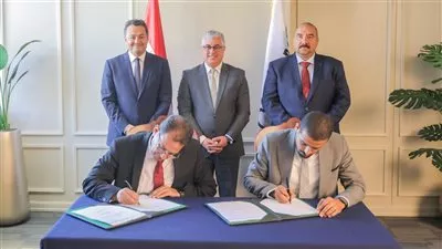 توقيع عقد مشروع PYRAMIDS ALU لإنتاج أنظمة تركيب ألواح الطاقة الشمسية بالسخنة