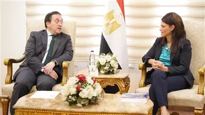 مصر وإسبانيا تبحثان تطوير العلاقات الاقتصادية المُشتركة بمختلف القطاعات