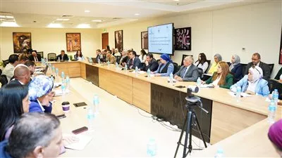  «التخطيط والتعاون الدولي» تناقش مسودة الاستراتيجية الوطنية للاستثمار الأجنبي المباشر