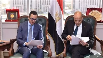 وزيرا الاستثمار والعمل يبحثان إعفاء الشركات من النسبة المحصلة لصندوق تمويل التدريب