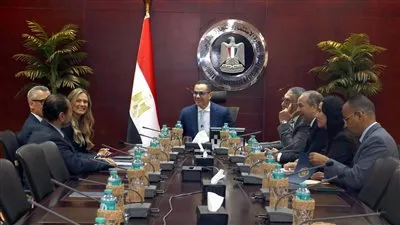 مرسيدس- بنز إيجيبت تستهدف زيادة إنتاجها 30% العام المقبل