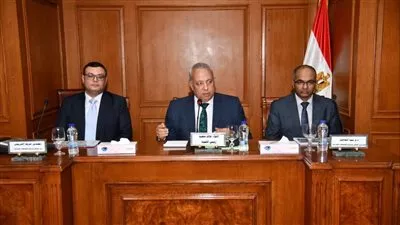 وزير الإسكان: الانتهاء من تنفيذ 127 ألف وحدة سكنية خلال 2024-2025