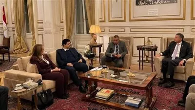 محافظ جنوب سيناء يبحث سبل زيادة التدفقات السياحية من اليونان