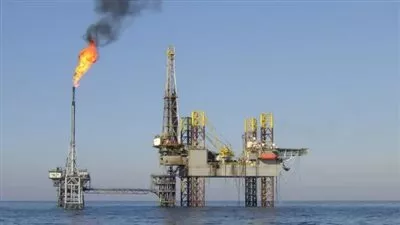 تراجع أسعار النفط مع انحسار خطر تعطل الإمدادات وحوافز صينية مخيبة