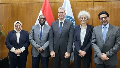 وزير البترول يبحث تعزيز التعاون مع مؤسسة «IFC» بمجالي الطاقة والتعدين