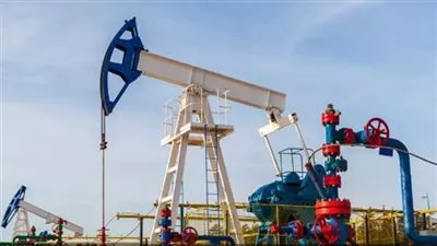 ارتفاع أسعار النفط .. وبرنت يصعد إلى 72.64 دولارا للبرميل 