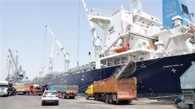  زيادة «مقابل النظافة» من الشاحنات والمعدات بمينائي الإسكندرية والدخيلة