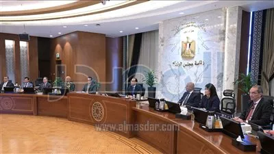 «الكهرباء» توقع اتفاقيتين لشراء الطاقة من تحالف «مصدر- انفينتي- حسن علام»