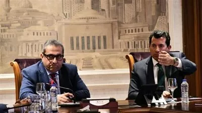 وزير الرياضة يتابع آخر استعدادات النسخة التاسعة لماراثون زايد الخيري