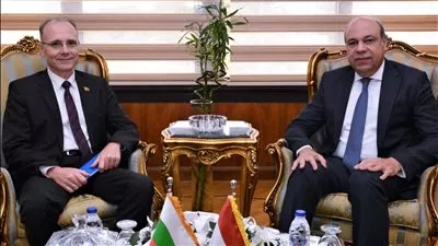وزير الطيران يدرس إمكانية تعديل اتفاقية النقل الجوي بين مصر وبلغاريا