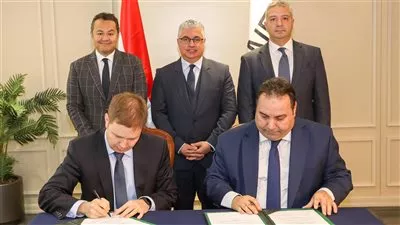 رئيس اقتصادية قناة السويس يشهد توقيع مذكرة تفاهم للشراكة وتوطين التكنولوجيا