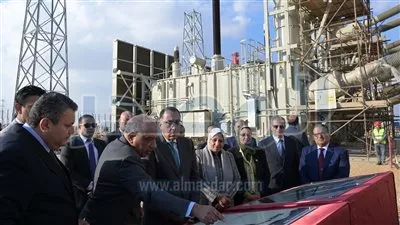 رئيس الوزراء يتفقد تنفيذ أعمال محطة الربط الكهربائي المصري السعودي بمدينة بدر