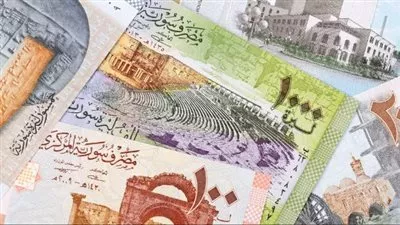انهيار الليرة السورية لتلامس قاعا غير مسبوق بعد سقوط نظام بشار الأسد 