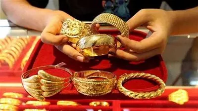 تراجع أسعار الذهب في مصر بقيمة 15 جنيهاً