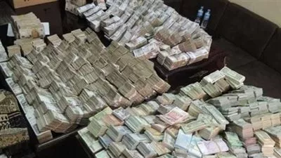 ضبط قضايا إتجار بالنقد الأجنبي بقيمة 9 ملايين جنيه خلال 24 ساعة