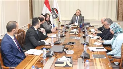 وزير قطاع الأعمال يبحث التعاون مع مبادرة «ابدأ» لتطوير الصناعة المصرية