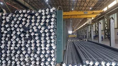 حديد عز تنفي خطط بيع حصة من أسهمها لمستثمرين عرب أو أجانب