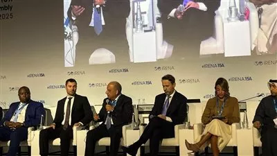 وزير الكهرباء: نعمل مع الجهات الفاعلة بالعالم لتوفير الاستثمارات لمشروعات الطاقة المتجددة 