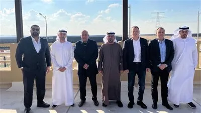 وزير الكهرباء يبحث تعزيز التعاون مع شركة مصدر الإماراتية بمجالات الطاقة النظيفة