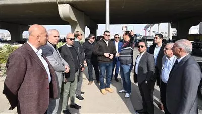 وزير الإسكان يوجه بوضع برنامج زمني للانتهاء من تنفيذ ممشى محور 26 يوليو