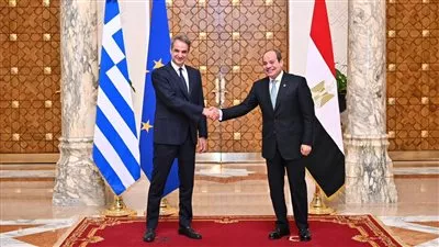 مصر واليونان تؤكدان عزمهما الاستمرار في تعزيز الشراكة بمختلف المجالات
