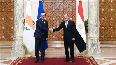 السيسي يلتقي نظيره القبرصي في اجتماع اللجنة الحكومية العليا المشتركة