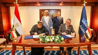 هيئة قناة السويس توقع مذكرة تبادل رؤى مع الشركة العُمانية للخدمات اللوجستية