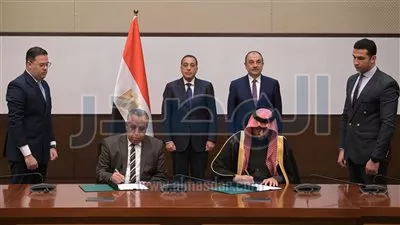  «كيما» توقع مع «الشرق» السعودية عقد استغلال وتشغيل فرن قوس حراري