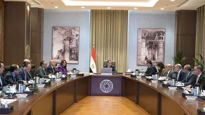 رئيس الوزراء يستعرض مقترحات تكليف كيان مختص لإدارة وتشغيل القاهرة الخديوية 