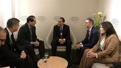 رئيس الوزراء يبحث خطط شركة «كوكاكولا» لزيادة استثماراتها في مصر