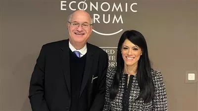 وزيرة التخطيط تؤكد الدور الفاعل للقطاع الخاص في التوسع بمشروعات الطاقة المتجددة