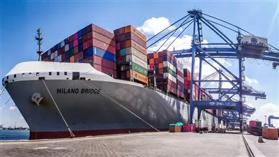  إضافة «ميناء سفاجا» إلى موانئ الإفراج عن الأقمشة ومصنوعاتها