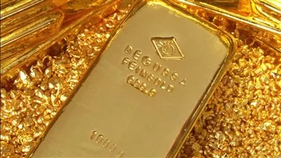 ارتفاع أسعار الذهب في المعاملات الفورية إلى 2938.57 دولار للأوقية