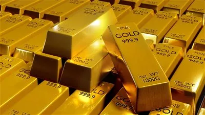 الذهب يحقق مكاسب أسبوعية 6% مع صعوده إلى 3236 دولارًا