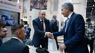 وزير السياحة يتفقد الجناح المصري المُشارك بمعرض FITUR2025 في مدريد