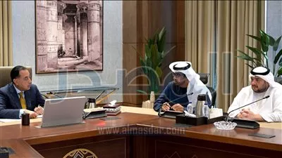 رئيس الوزراء يتابع موقف تنفيذ المشروعات المشتركة بين مصر والإمارات