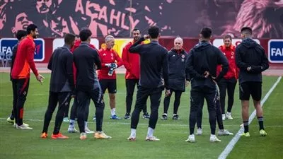 الأهلي يطلب خبيراً أجنبياً للحكام وإسناد «قمة الزمالك» لصافرة أوروبية