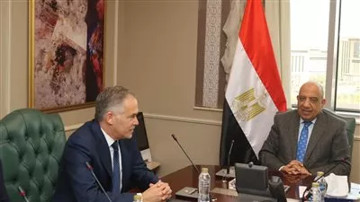 وزير الكهرباء يبحث تعزيز التعاون مع جنرال اليكتريك لرفع كفاءة وحدات الإنتاج