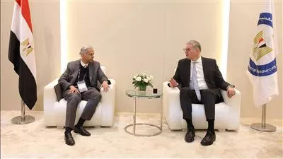 وزير البترول يتابع مع «ويذر فورد» مستجدات مشروع حقول البترول الرقمية