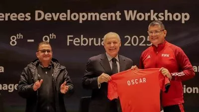 اتحاد الكرة يعلن تعيين الكولومبي أوسكار رويز رئيساً للجنة الحكام