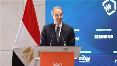 وزير الاتصالات: نعمل على توفير بيئة داعمة لجذب الاستثمارات فى صناعة الإلكترونيات 