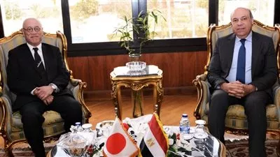 وزير الطيران يبحث مساهمة جايكا في تمويل مشروع تطوير مطار برج العرب