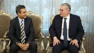 وزير البترول يبحث مع هني ويل الإسراع بتنفيذ مشروع وقود الطيران المستدام