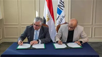توقيع عقد مشروع لمواد البناء بوادي التكنولوجيا في سيناء بـ12 مليون دولار 